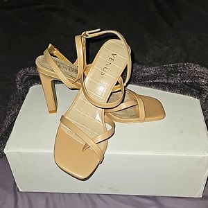 Venus 3.3 inch block heel